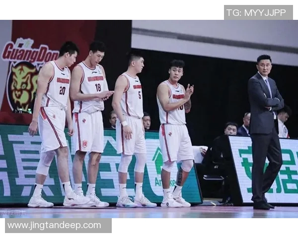 南京网球队以98分领跑奥运会积分榜展现强大实力与团队合作精神 南京网球队以98分领跑奥运会积分榜展现强大实力与团队合作精神